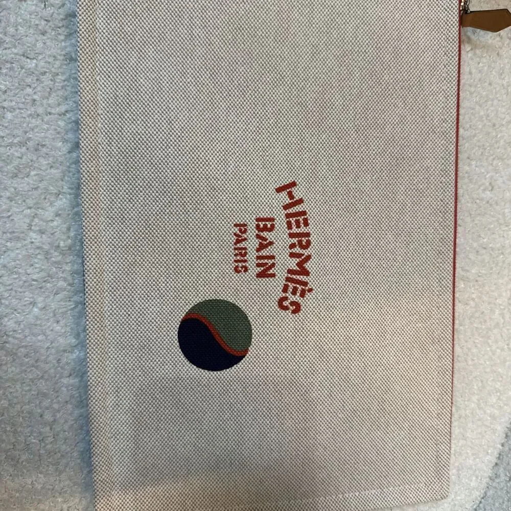 Hermès Pouch